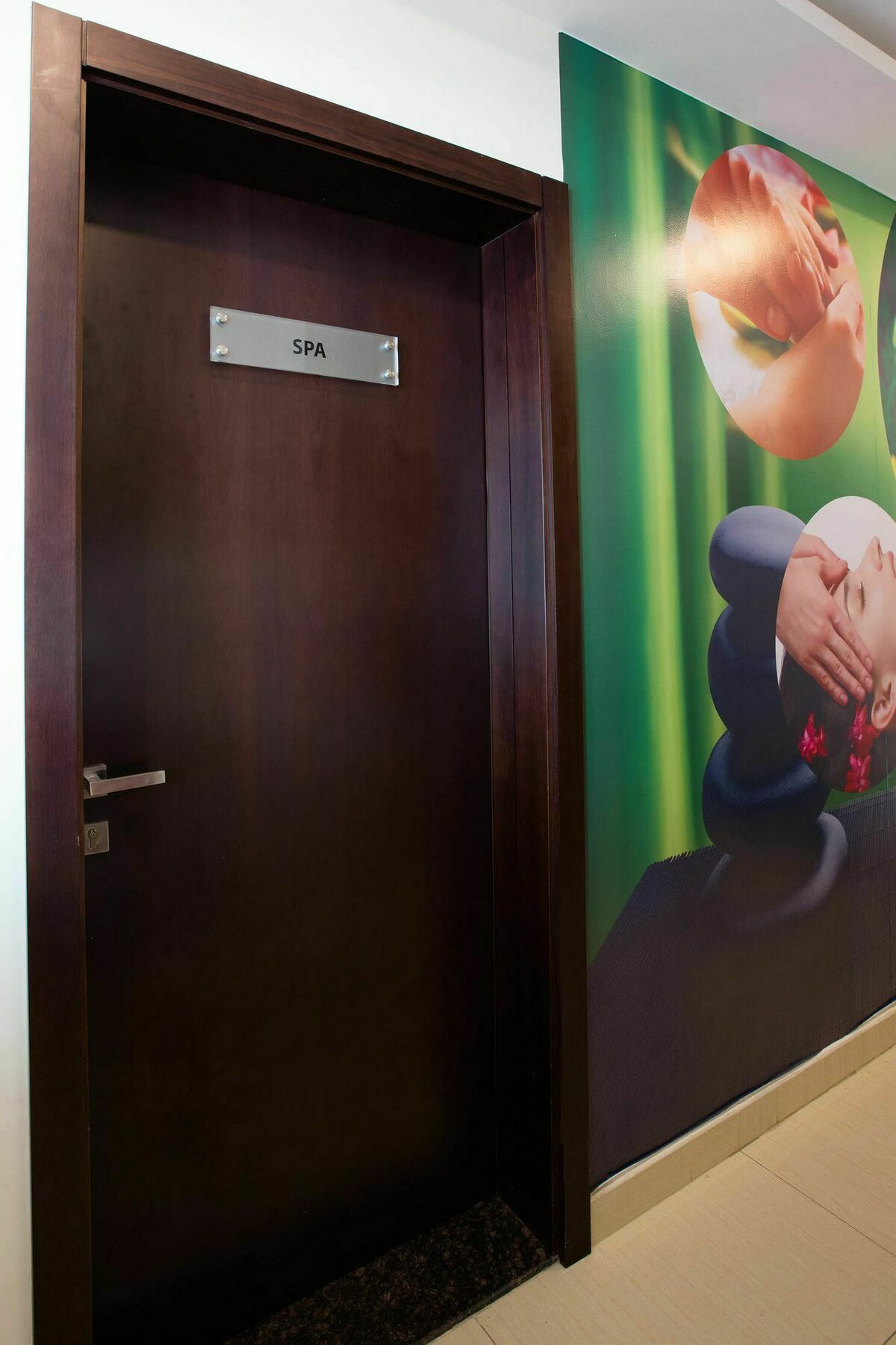 マナーマAspire Towerアパートメント エクステリア 写真